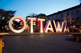 Picture of Scenic Night Tour of Ottawa