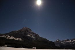 Full Moon Snowshoe Tour, Kananaskis, Alberta