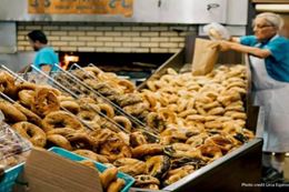 Bagel shops in Mile-end Montreal on unique food tour. Breakaway Experiences