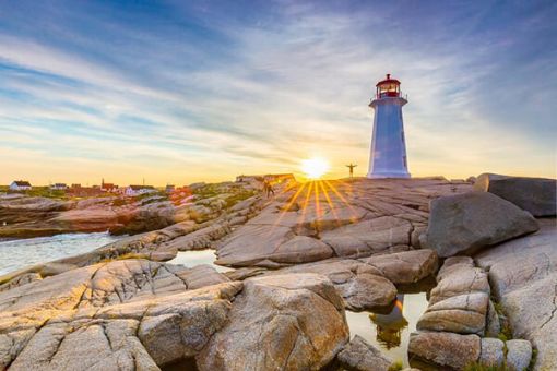 Peggy's Cover sightseeing tour from Halifax sunset dinner