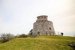 Saint John sightseeing tour carleton martello tower
