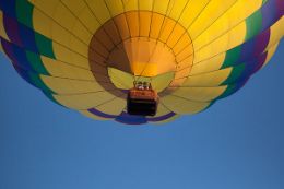 ride in a hot air balloon flying Edmonton