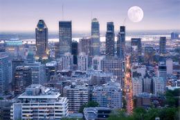 Montreal Sightseeing Tour city at night