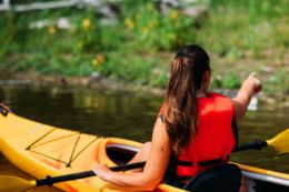 Toronto Islands learn to kayak