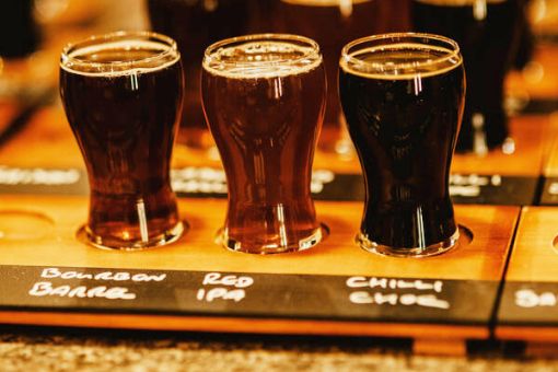 tour of victoria craft breweries, tasting flight of beer