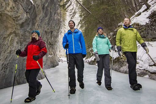 Grotto Canyon Icewalk, banff in winter