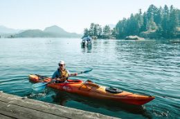 Vancouver Kayaking Tour Howe Sound at dock