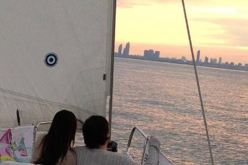 Toronto date night experience – sailing toronto islands Wine and Cheese Toronto date night experience – sailing toronto islands Wine and Cheese