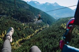 outdoor adventure in Whistler BC with Superfly Ziplines