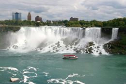 Fun things to do in Niagara Falls, Hornblower Cruise