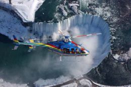 Ultimate Niagara Falls Tour plus Skylon Tower Lunch and Helicopter Ride