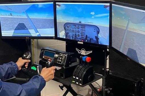 Toronto Cessna Flight Simulator Experience