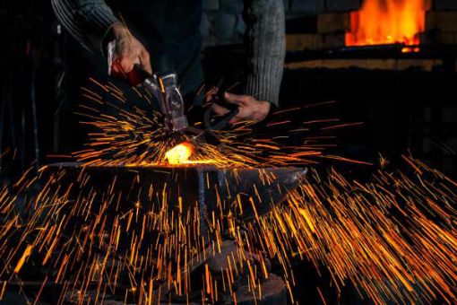 Learn to blacksmith in an Ottawa, Ontario class