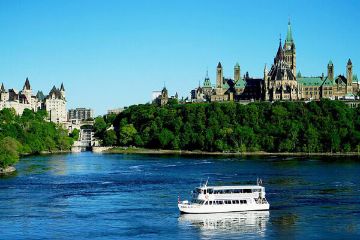 Ottawa River Boat Cruise - Parliament Buildings Ottawa River Boat Cruise - Parliament Buildings
