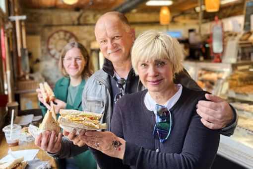 Toronto Breakfast Tour at Distillery District