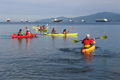 Vancouver Kayaking Tour at sunset
