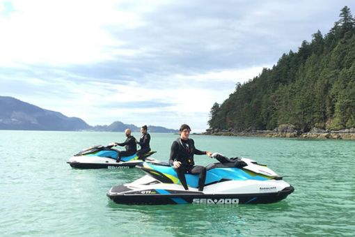 Discover Vancouver on a Jet Ski tour from Granville Island