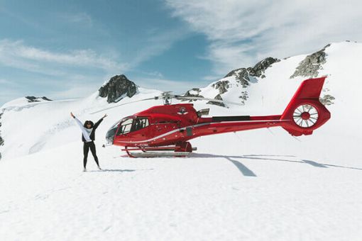 Whistler helicopter tour with mountain top stop