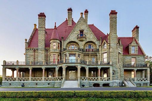 Victoria Castles, Hoods, and Legends Tour - E-Bike