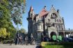 Victoria BC Castle, Hoods and Legends Guided Bike Tour