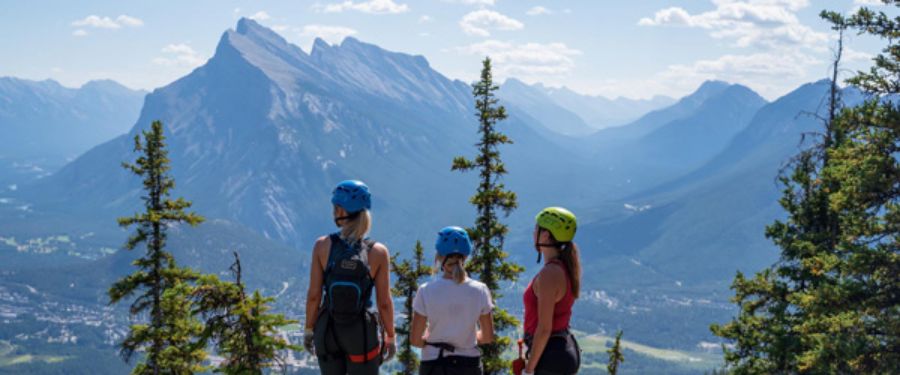 8 Canadian Signature Adventures Worth Sharing 8 Canadian Signature Adventures Worth Sharing