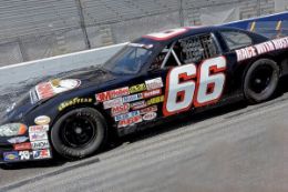 Picture of Taste of Speed - 5 laps Kern County Raceway Park