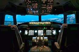 Learn to fly a Boeing 737 Jet - Chicago Flight Simulator Experience