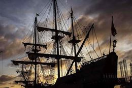 Galveston Ghost Tour, Texas pirate ship