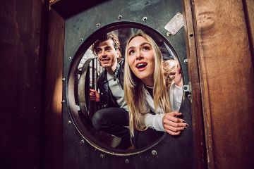 Chicago escape room experience with the escape game  Chicago escape room experience with the escape game