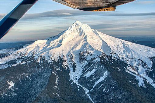 Mount Hood Private Scenic Flight from Portland, Oregon